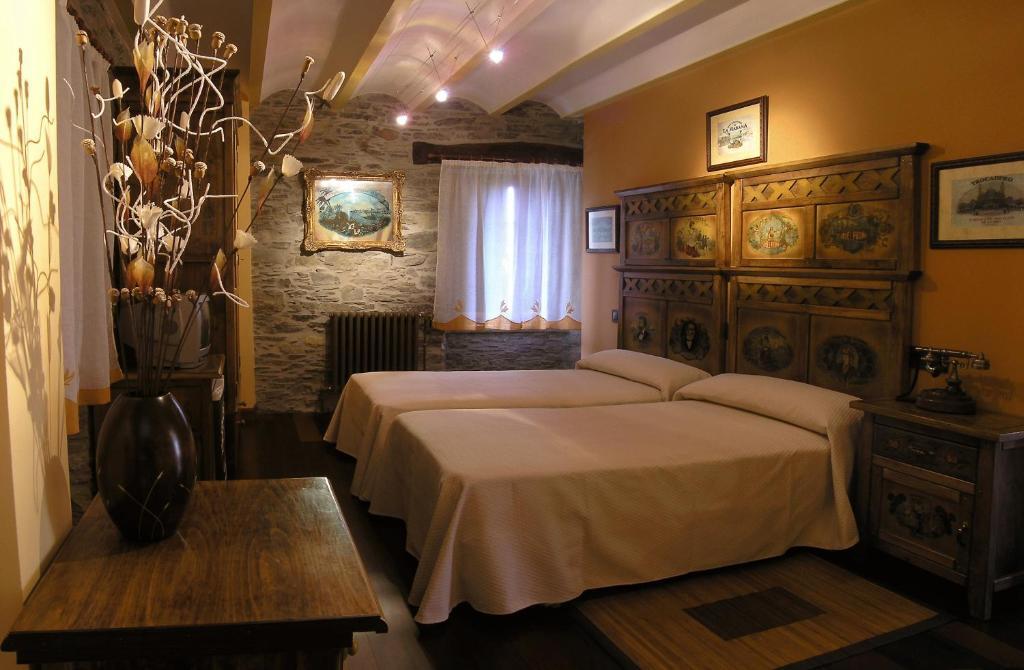 Casona El Gurugu Hotel Luarca Værelse billede